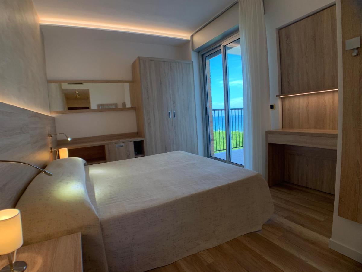Hotel Beau Rivage Pineta Lido di Jesolo Luaran gambar