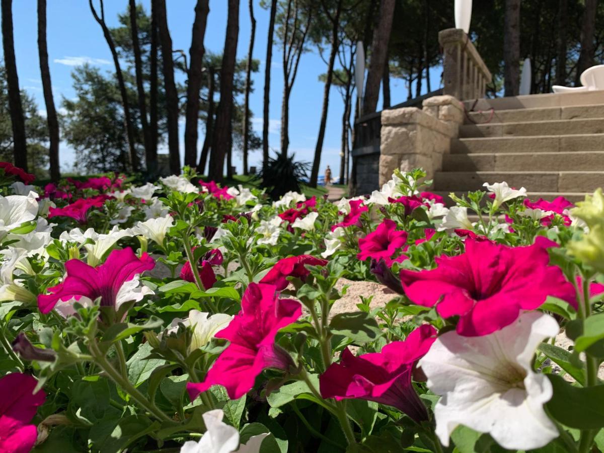 Hotel Beau Rivage Pineta Lido di Jesolo Luaran gambar