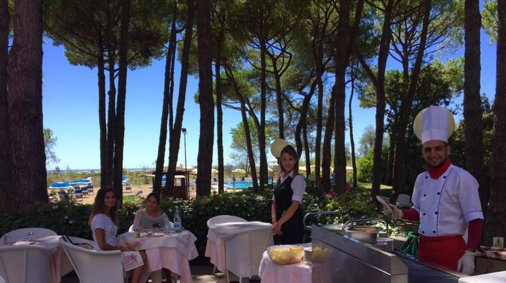 Hotel Beau Rivage Pineta Lido di Jesolo Luaran gambar