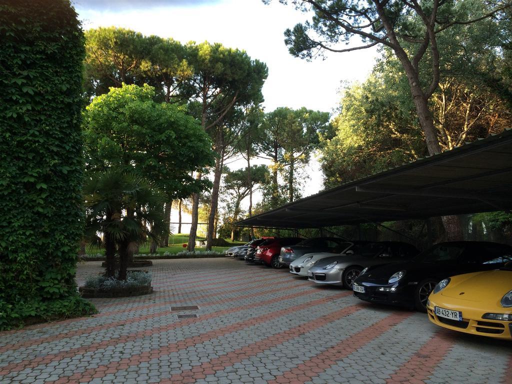 Hotel Beau Rivage Pineta Lido di Jesolo Luaran gambar
