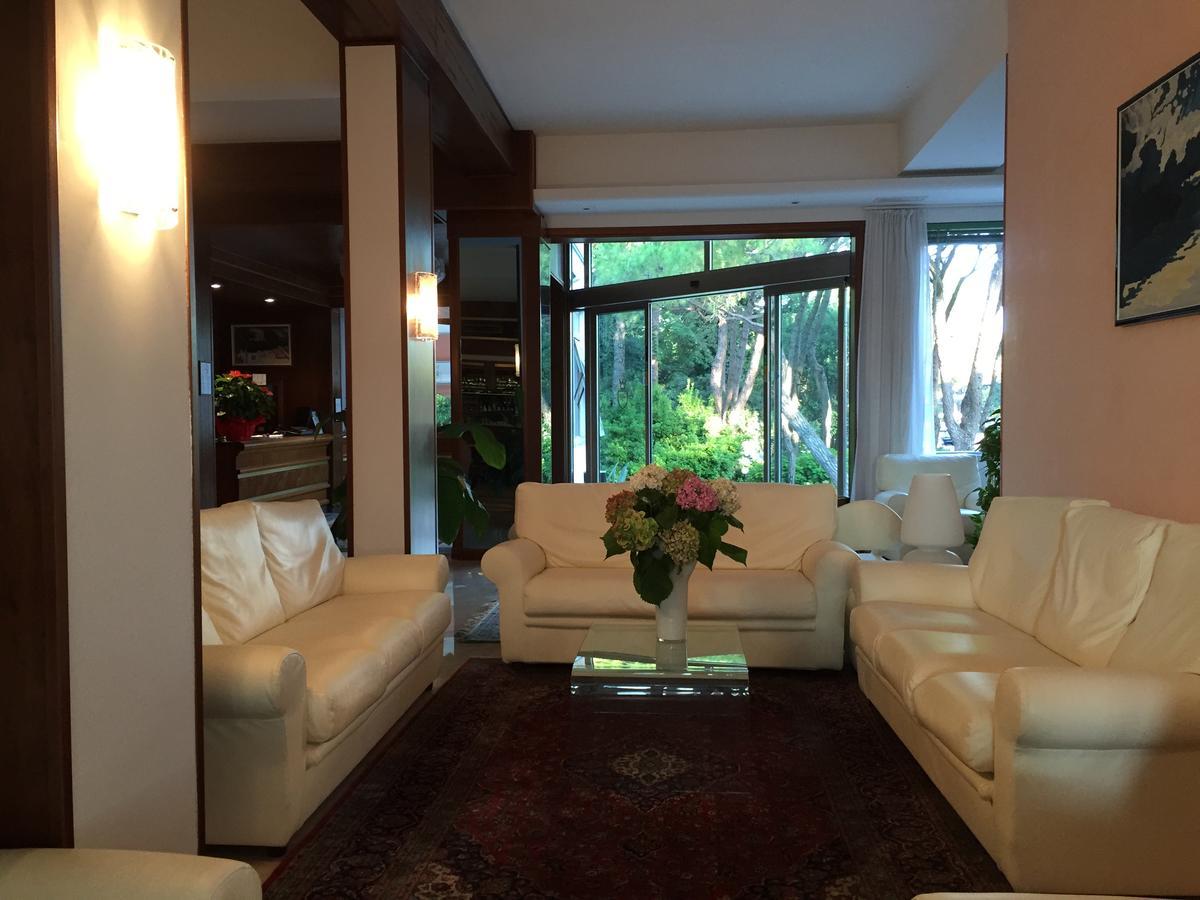 Hotel Beau Rivage Pineta Lido di Jesolo Luaran gambar